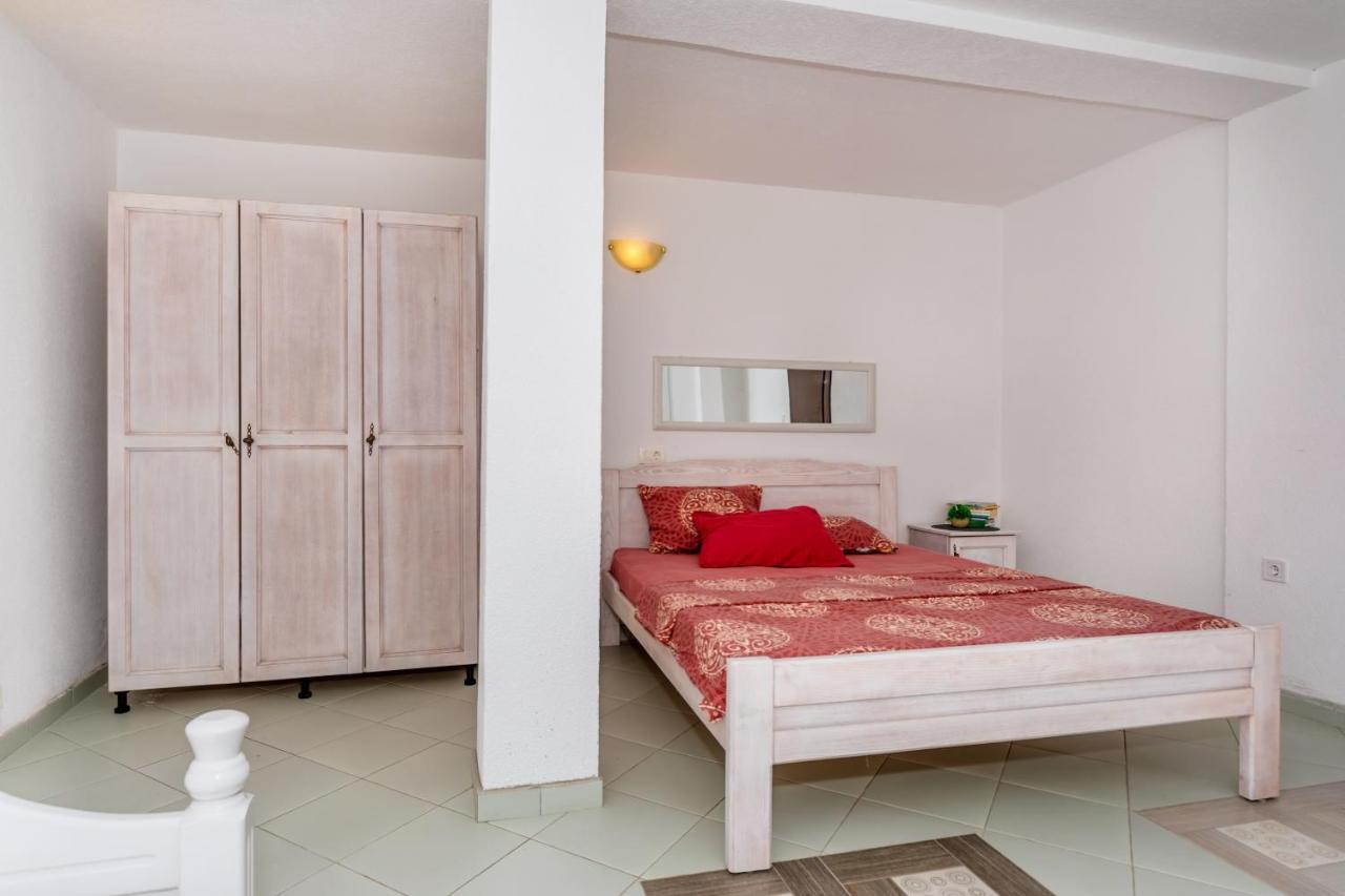 Apartmani Lira Sutomore Esterno foto